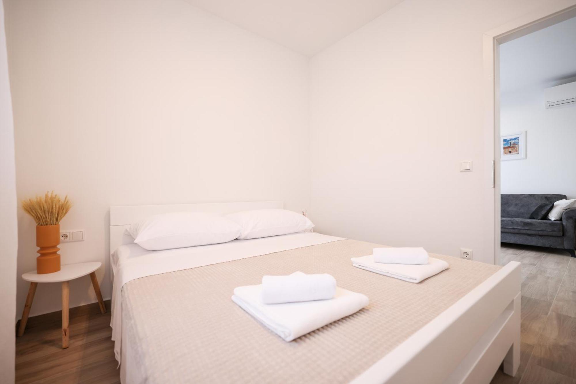 Duo Soles - Apartments With Private Parking Near Zadar Murvica  エクステリア 写真
